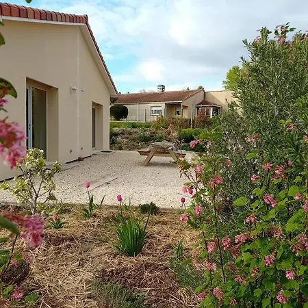 Domaine De Marodi Lavande Apartman Baignes-Sainte-Radegonde