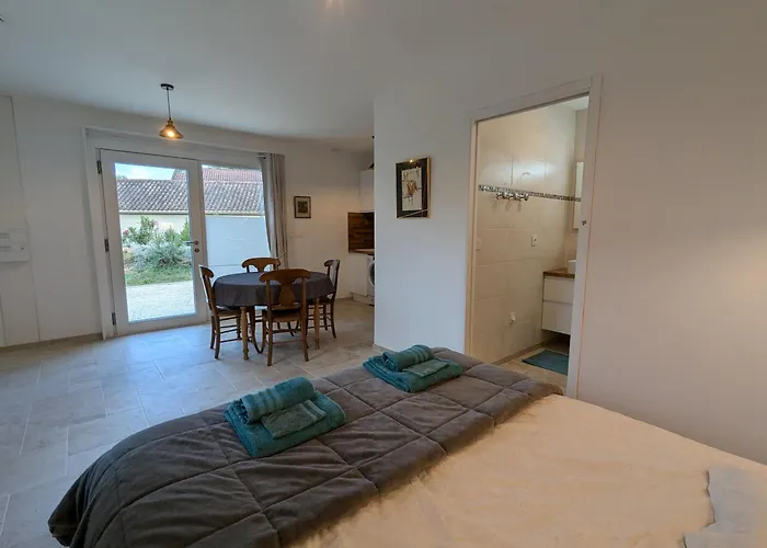 Lavande Appartement Baignes-Sainte-Radegonde