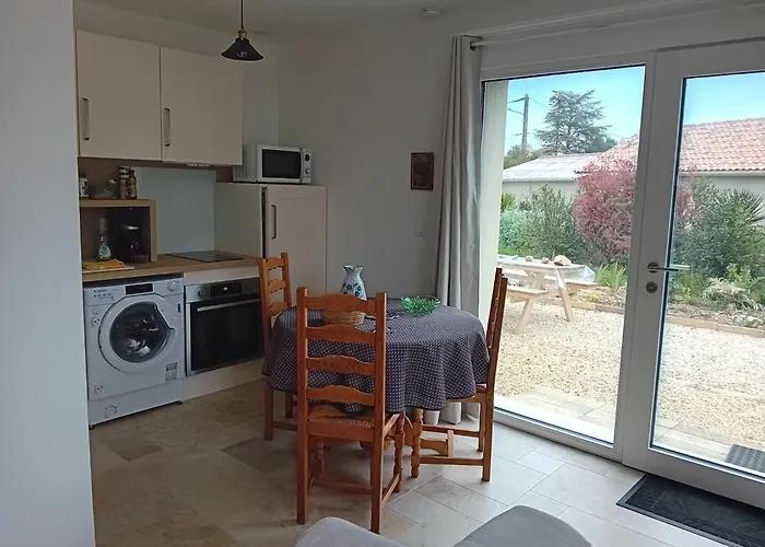 Apartment Lavande Baignes-Sainte-Radegonde